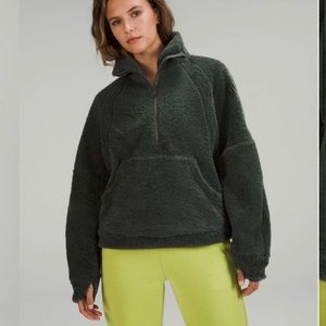 Lululemon Warm Restore Sherpa Pullover size L/XL